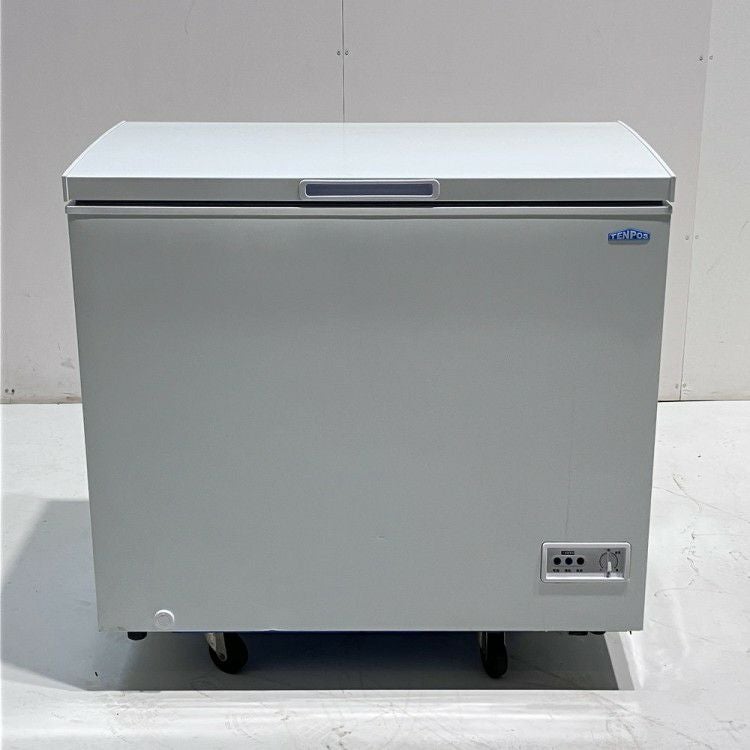 ◆テンポスバスターズ◆業務用冷凍ストッカー　TBCF-576-RH　2023年製　上開き　動作OK　USED テンポスオリジナル TBCF-576-RH 【テンポスオリジナル】 冷凍