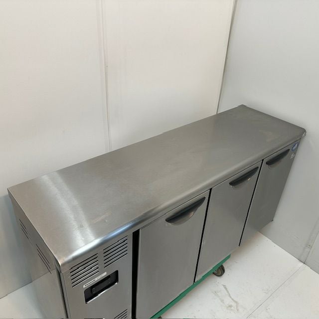 「Panasonic 業務用コールドテーブル冷蔵庫 SUR-N1541J 動作確認済み 引き渡し大阪・西天満」 パナソニック SUR-N1541J|幅1500mm/奥行450mm|幅600〜2100mm/奥行450