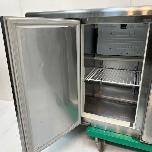「Panasonic 業務用コールドテーブル冷蔵庫 SUR-N1541J 動作確認済み 引き渡し大阪・西天満」 パナソニック SUR-N1541J|幅1500mm/奥行450mm|幅600〜2100mm/奥行450