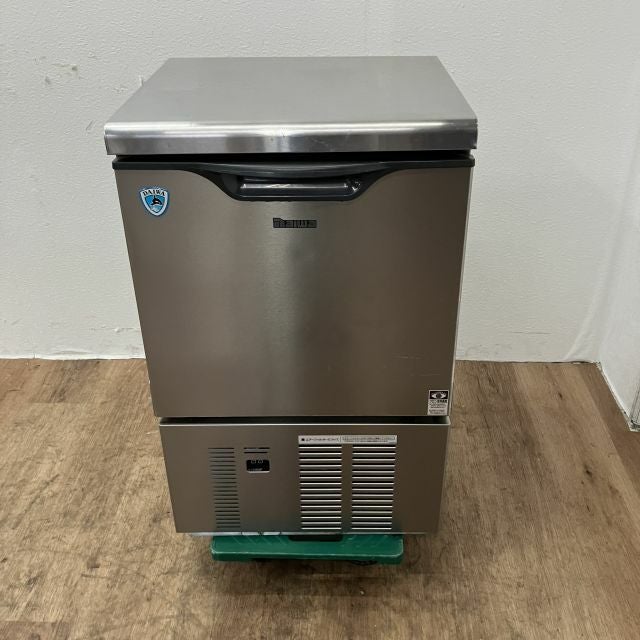 大和冷機 製氷機 DRI-35LME 2019年製 単相100V W50×D45×H80cm アンダーカウンター 35kg【モノ市場安城店】013 製氷機 大和冷機 DRI-35LME 中古 : 業務用厨房機器の新橋 - 通販