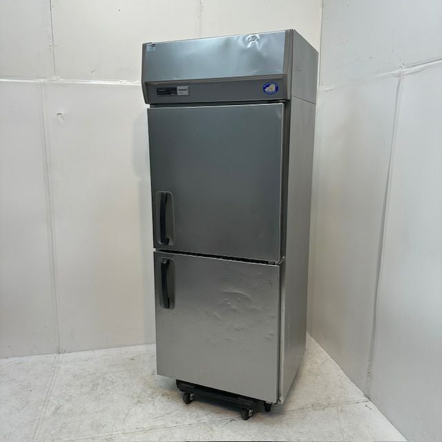 【お取引中】冷蔵庫[2017年製] ヤマダ電機 REFAGE 冷蔵庫 2ドア 87L 右開き ブラック YRZC09LK 2023年