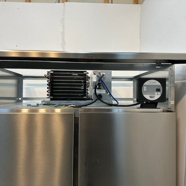 大和冷機 縦型冷蔵庫 401CD-EX | 無限堂厨房ネットショップ
