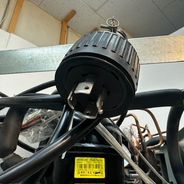 大和冷機 縦型冷凍庫 203LSS-EC | 無限堂厨房ネットショップ