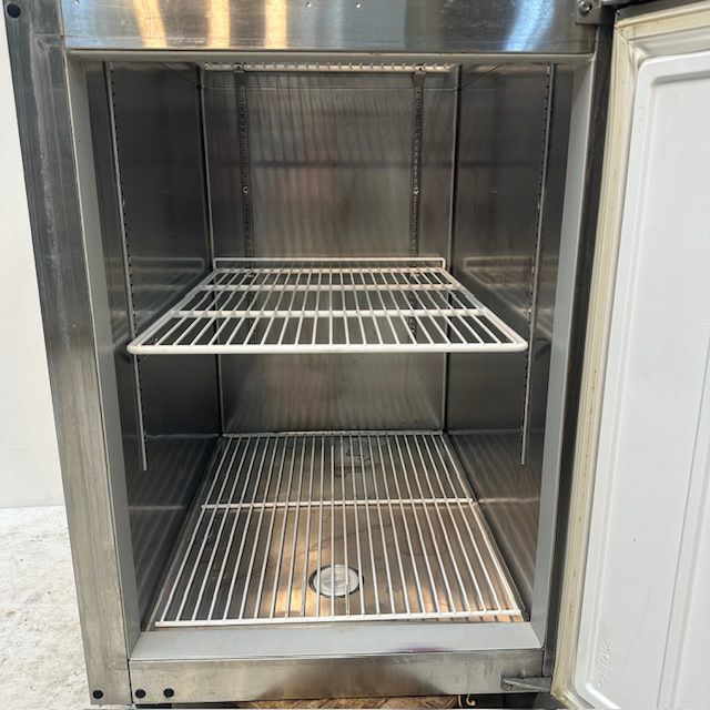 大和冷機 縦型冷蔵庫 231CD | 無限堂厨房ネットショップ