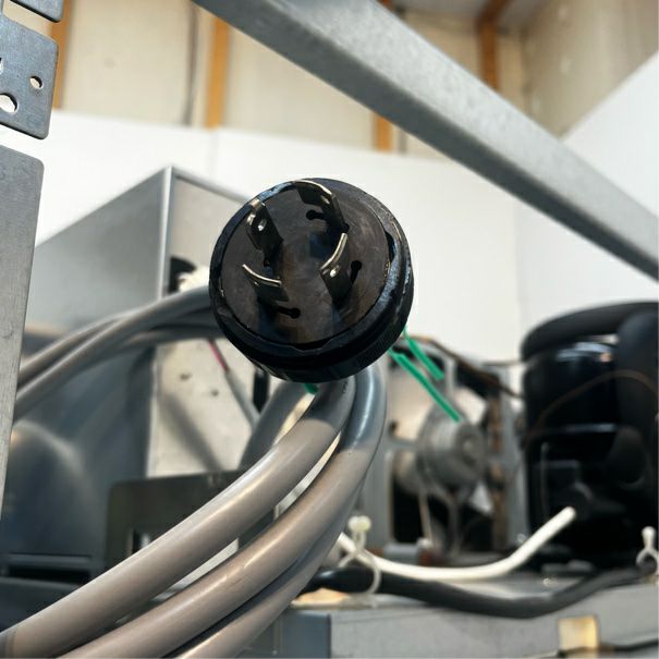 ホシザキ 縦型冷凍庫 HF-120AT3-1-ML | 無限堂厨房ネットショップ