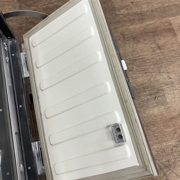 パナソニック 240kgチップアイスメーカー SIM-C241YN | 無限堂厨房