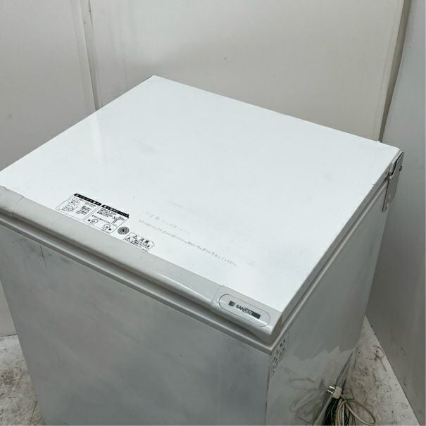 N(7889) サンデン 業務用 冷凍庫 冷凍ストッカー SH-220X 2013年製 W770D680H900 上開き 店舗 飲食店 直接引き取り歓迎 大阪 N(7889) サンデン 業務用 冷凍庫 冷凍ストッカー SH-220X 2013年製