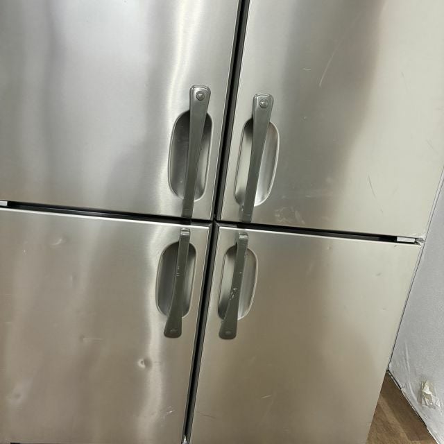 【厨房機器】ホシザキ 縦型冷凍庫４枚扉 HF-120Z3-ML HF-120B3-ML・ホシザキ【自然冷媒】縦型冷凍庫・インバーター 業務用