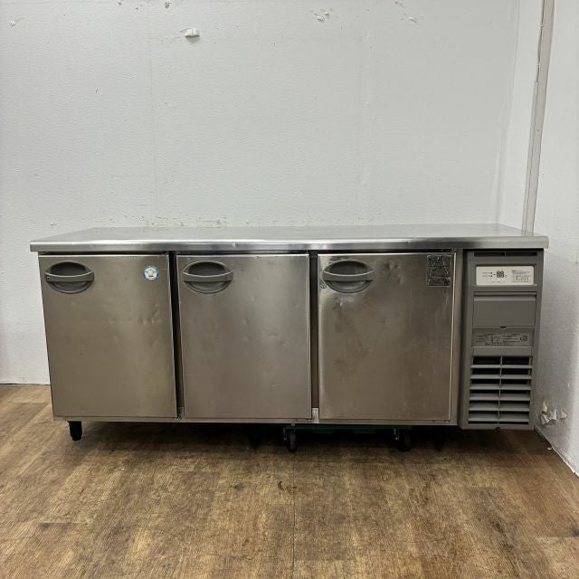 YRC-181PM2 フクシマ コールドテーブル冷凍冷蔵庫 幅1800×奥行600×高さ800mm 内装ステンレス鋼板 冷蔵2室冷凍1室　2019年　中古美品 フクシマガリレイ フクシマ 冷凍冷蔵庫 YRC-181PE2（改） ◇ 幅1800