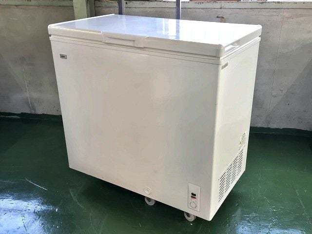ハイアール 205L 上開き式冷凍庫 JF-NC205F (W) ホワイト 直冷式 ストッカー まとめ買い 長期保存 急速冷凍 バスケット 庫内灯 キャスター付き【直接取引で１割引き】 ヨドバシ.com - ハイアール Haier 冷凍庫 上開き（205L）直冷式