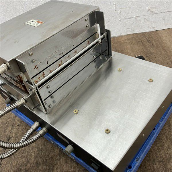 サンテック ベビーカステラ焼成器 MSP-200-DX | 無限堂厨房ネットショップ