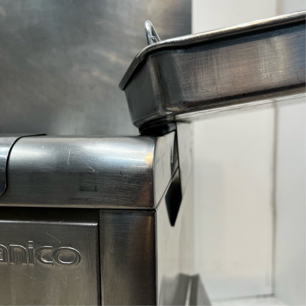 タニコー ガスフライヤー TGFL-55C | 無限堂厨房ネットショップ