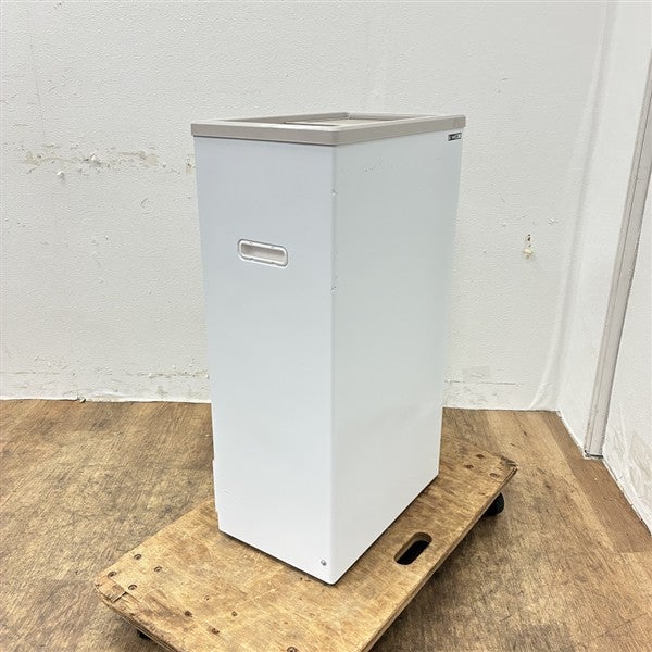 サンデン 冷凍ストッカー PF-057W | 無限堂厨房ネットショップ