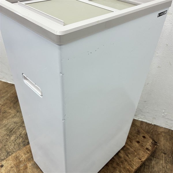 サンデン 冷凍ストッカー PF-057W | 無限堂厨房ネットショップ