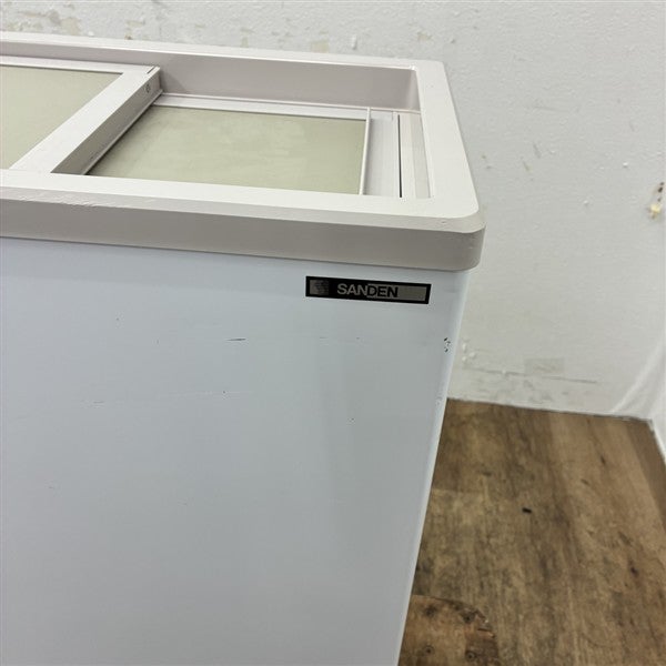 サンデン 冷凍ストッカー PF-057W | 無限堂厨房ネットショップ