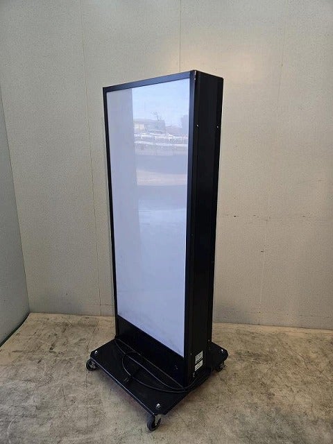 ⭐⭐中古美品⭐⭐ 【現状品販売及び直接引き取り限定】 【GUINNESS看板】2012年製 電飾看板 LED W500×D60×H305(ｍｍ) 100V 電光看板 ライト 中古品電飾看板 500x500x1380 | 萬屋（よろずや） 中古厨房機器販売店
