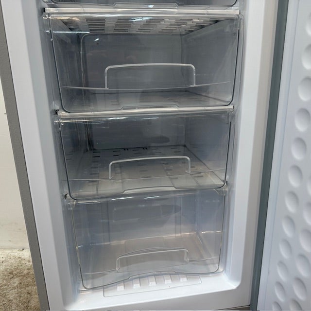 ■中古品 エクセレンス冷凍ストッカー KF-100NF 2015年 100L 554ｘ554ｘ845ｍｍ 動作問題なし ■☆中古品 サンテックコーポレーション ベルギーワッフル SBW-200 ２連 100V 卓上 動作問題なし☆ □中古品 エクセレンス冷凍ストッカー KF-100NF 2015年 100L