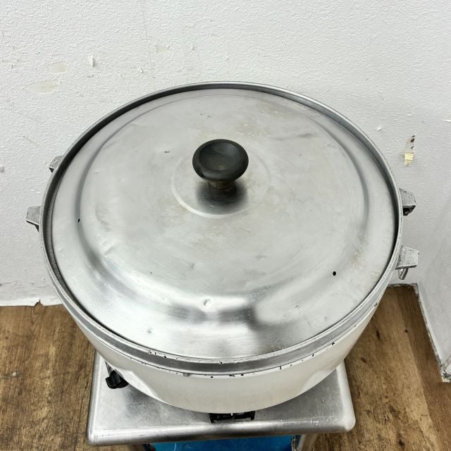 0123-353 リンナイ ガス RR-40S4 リンナイガス炊飯器型式RR-400CF（旧RR-40S1-F）寸法：幅569mm 奥行