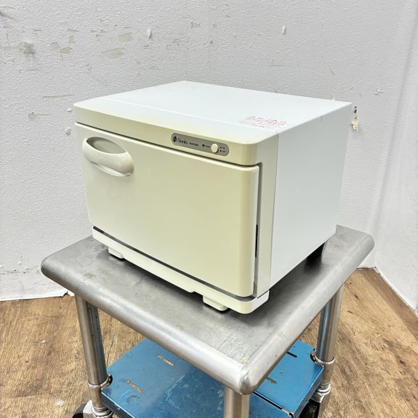 【☆庫内美品☆】フィフティ・ヴィジョナリー タオルウォーマー SO-H8F SO-H8F-WH S タオルウォーマー 1個 フィフティ・ヴィジョナリー 【通販
