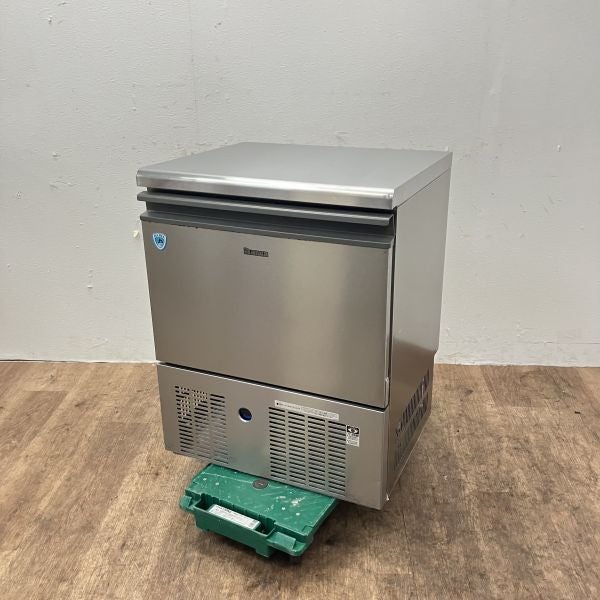 大和冷機 製氷機 DRI-35LMF 使用1ヶ月 動作確認済 DRI-35LMF【大和冷機】製氷機アンダーカウンタータイプ空冷 35kg 幅500
