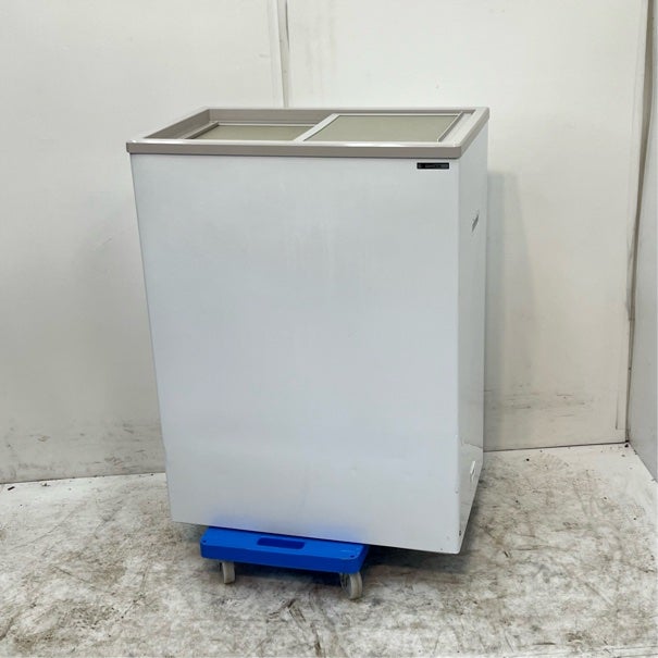 サンデン 冷凍ストッカー PF-120W | 無限堂厨房ネットショップ