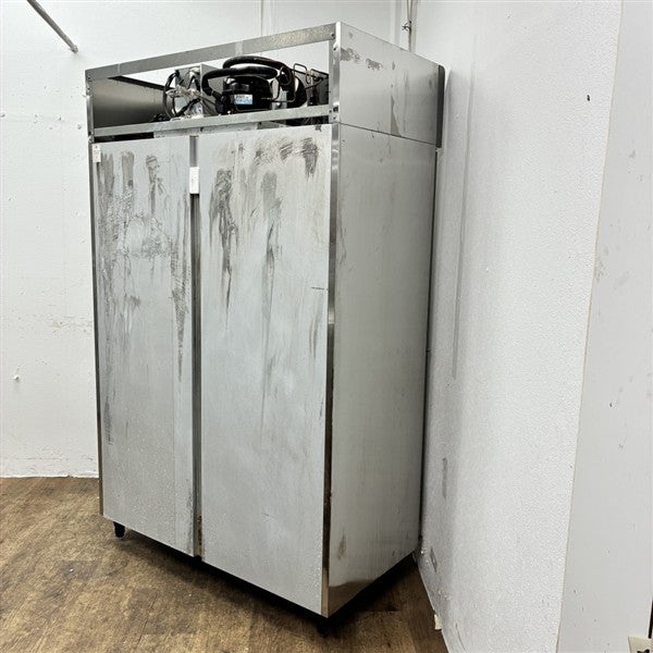 大和冷機 縦型冷蔵庫 423YCD-EC | 無限堂厨房ネットショップ