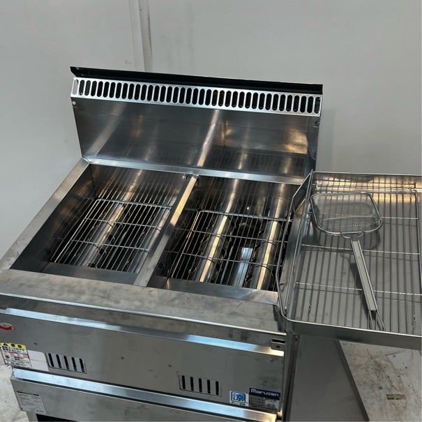 値下げ【マルゼン】【業務用】【中古】ガスフライヤー　MGF-C13WK*都市ガス 業務用フライヤー マルゼン 涼厨ガスフライヤー 2槽型 MGF-C13WK 爆買