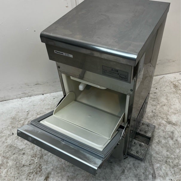 パナソニック 25kg製氷機 SIM-S2500 | 無限堂厨房ネットショップ
