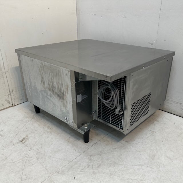 福島工業 ドロワーテーブル 業務用冷凍庫 YDW-083FM2 2017年製