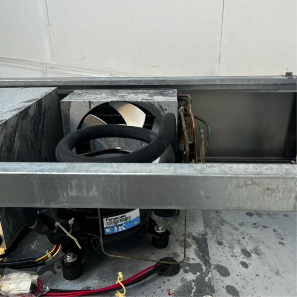 大和冷機 縦型冷蔵庫 431YCD-NP-EC | 無限堂厨房ネットショップ