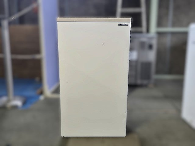サンデン 冷凍ストッカー PF-057W | 無限堂厨房ネットショップ