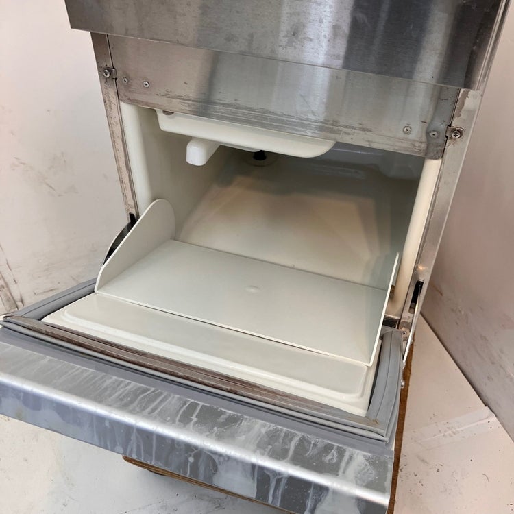 サンヨー 25kg製氷機 SIM-S2500 | 無限堂厨房ネットショップ