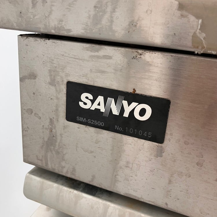 SANYO　業務用製氷機　SIM-S2500 サンヨー 25kg製氷機 SIM-S2500 | 無限堂厨房ネットショップ