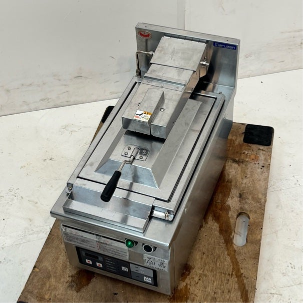 マルゼン 電気自動餃子焼き器 MAZE-4S | 無限堂厨房ネットショップ