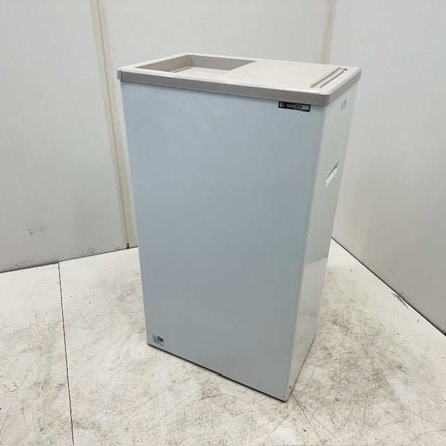 サンデン 冷凍ストッカー PF-057XF-B | 無限堂厨房ネットショップ