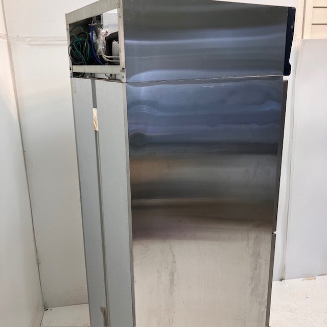 大和冷機 縦型冷蔵庫 221CD-EC | 無限堂厨房ネットショップ
