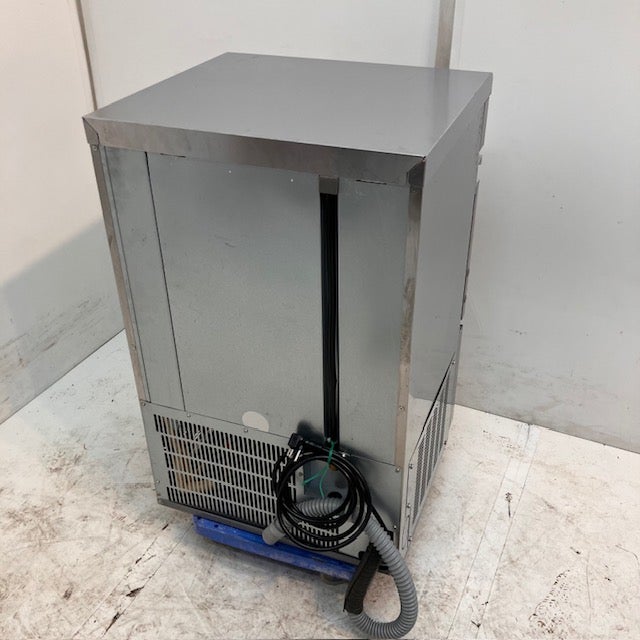 パナソニック 35kg製氷機 SIM-AS3500 | 無限堂厨房ネットショップ
