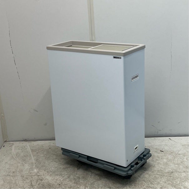 サンデン 冷凍ストッカー PF-070W | 無限堂厨房ネットショップ