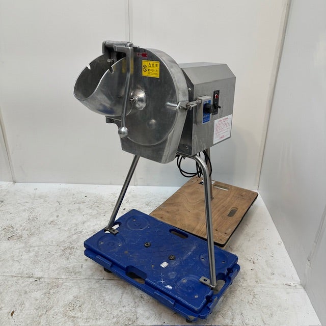 大道　オオミチ　業務用野菜スライサーOMV-300D 100v 4種刃付き動作品 大道産業 フードスライサー OMV-300D | 無限堂厨房ネットショップ